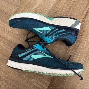 Brooks adrenaline GTS